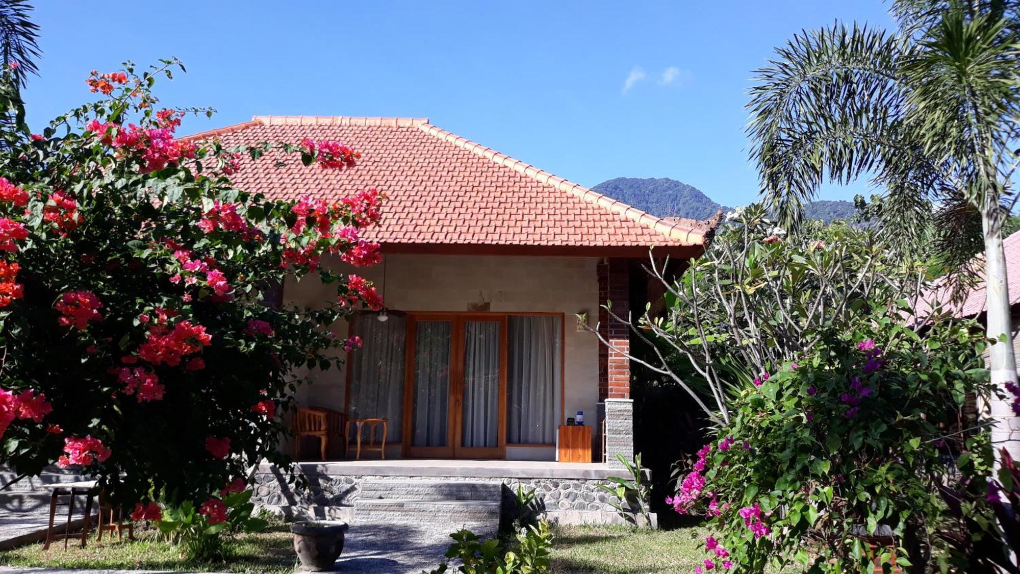 Tegal Sari, Pemuteran- North Bali Hotel Exterior foto