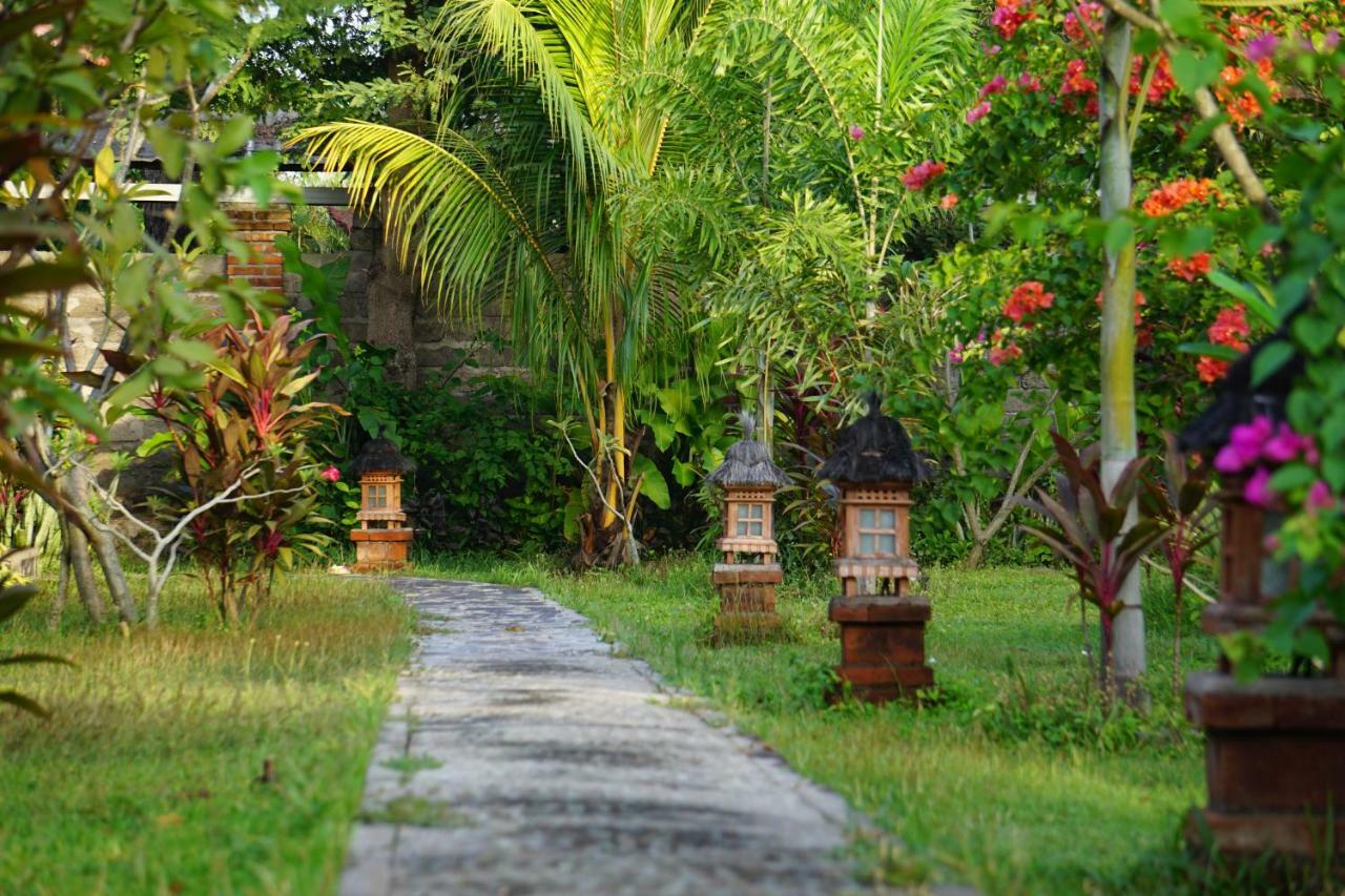 Tegal Sari, Pemuteran- North Bali Hotel Exterior foto