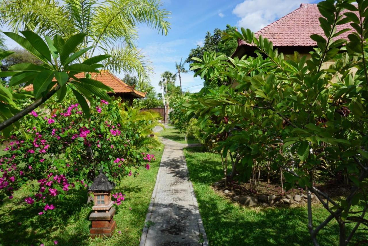 Tegal Sari, Pemuteran- North Bali Hotel Exterior foto